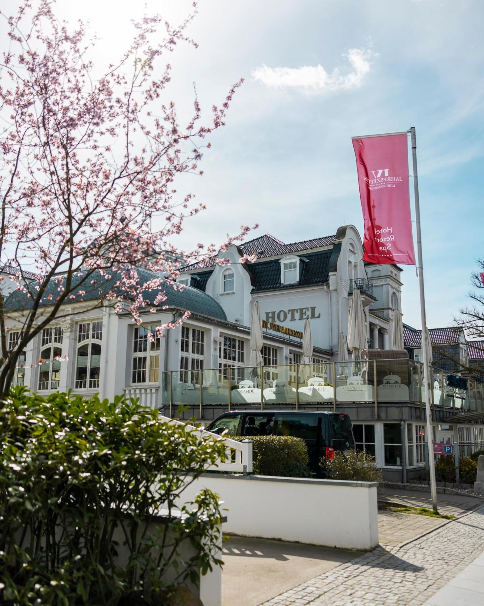 Hotel Vier Jahreszeiten Kühlungsborn Exterior foto